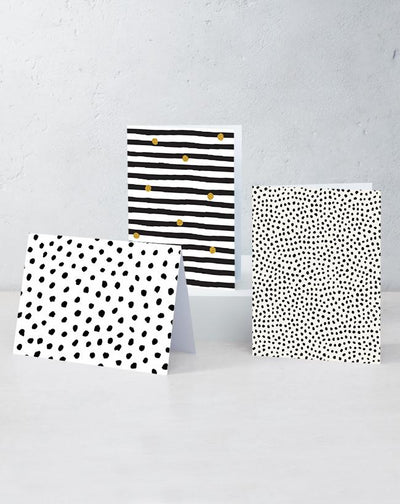 Boxed Assortment of 15 Cards: Black Set